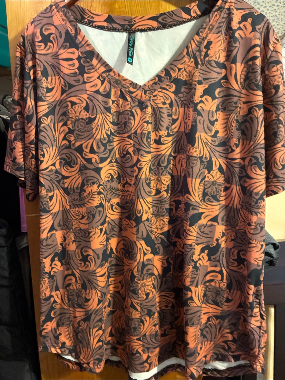 Women's Sterling Kreek V-Neck Short Sleeve Tee